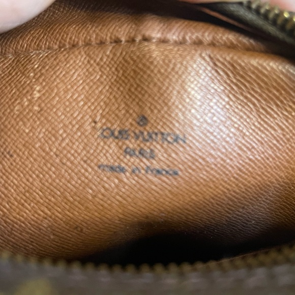 Louis Vuitton Amazone Monogram Brown Unisex Bag - Picture 9 of 10